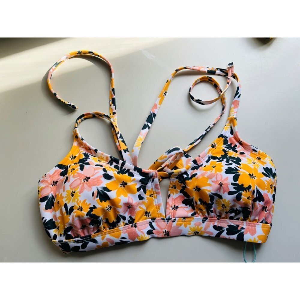 NWOT Kona Sol Swimsuit top size M